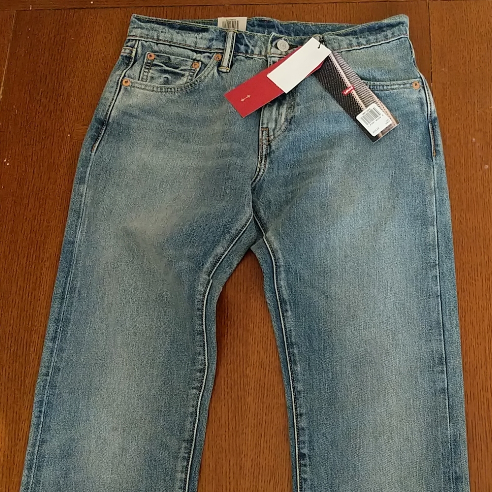 Levi's